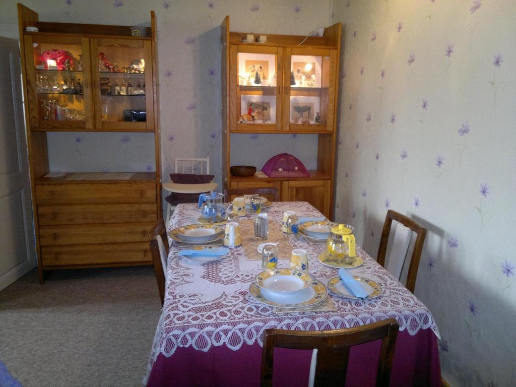La Maison Jaune Bed & Breakfast Bouresse Luaran gambar