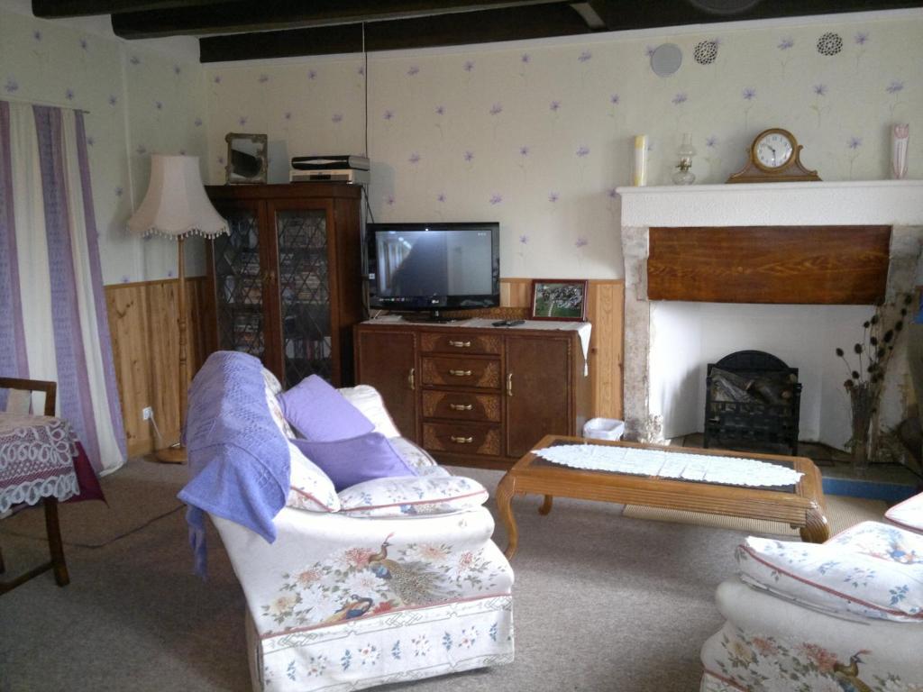 La Maison Jaune Bed & Breakfast Bouresse Luaran gambar